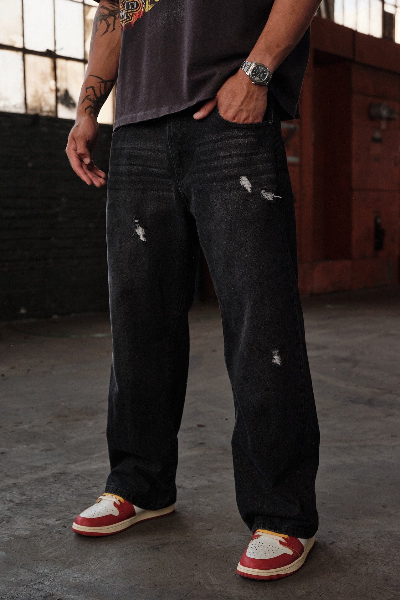 6037 - Loose Essential Jeans - July 15th - Image 2