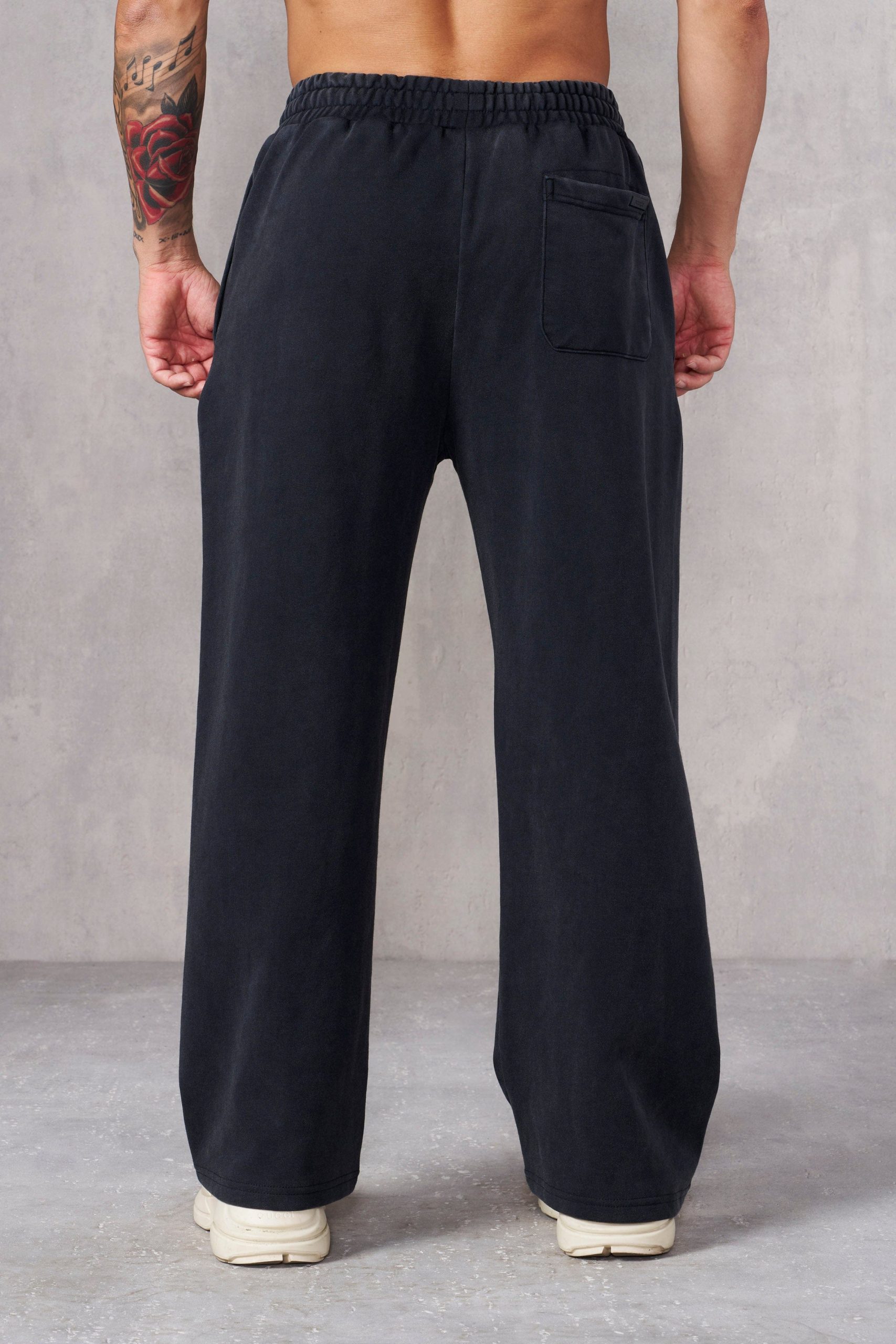 2111 - Classic Baggy Sweats - Image 4